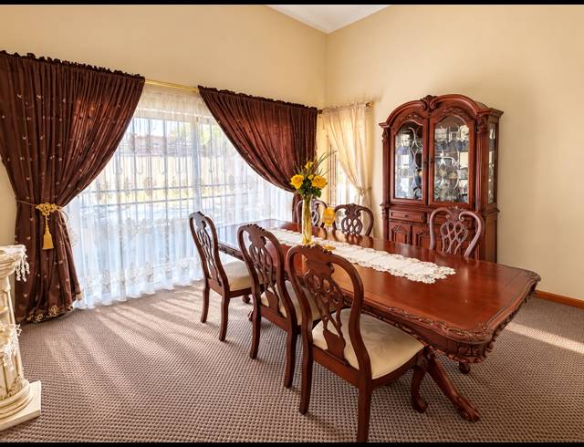 4 BEDROOM HOUSE FOR SALE IN REYNO RIDGE